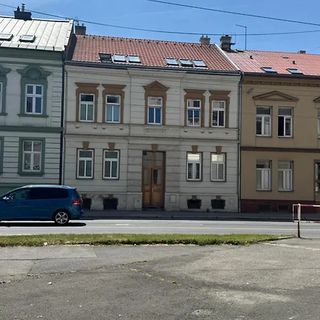 Apartment Staycentralcz- Loft Opava